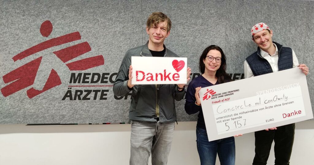 conCHARITY: Ärzte ohne Grenzen Österreich Scheck Übergabe